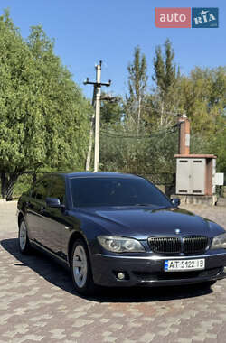 Седан BMW 7 Series 2006 в Городенке