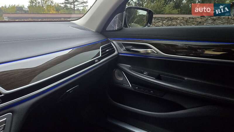 Седан BMW 7 Series 2019 в Луцке