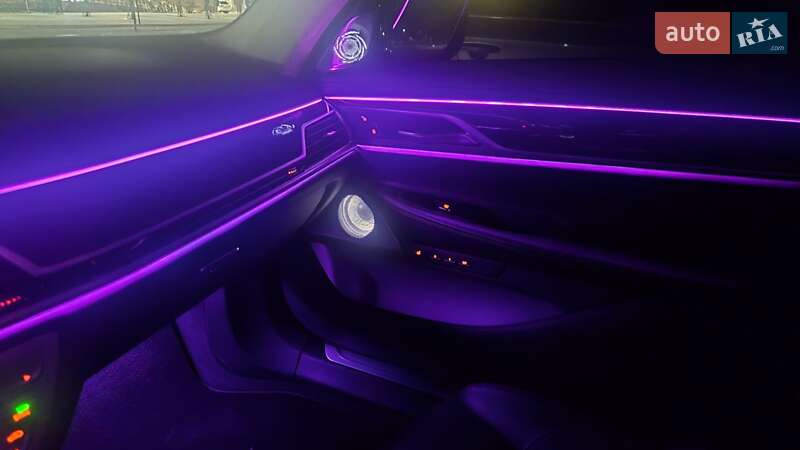 Седан BMW 7 Series 2019 в Луцке