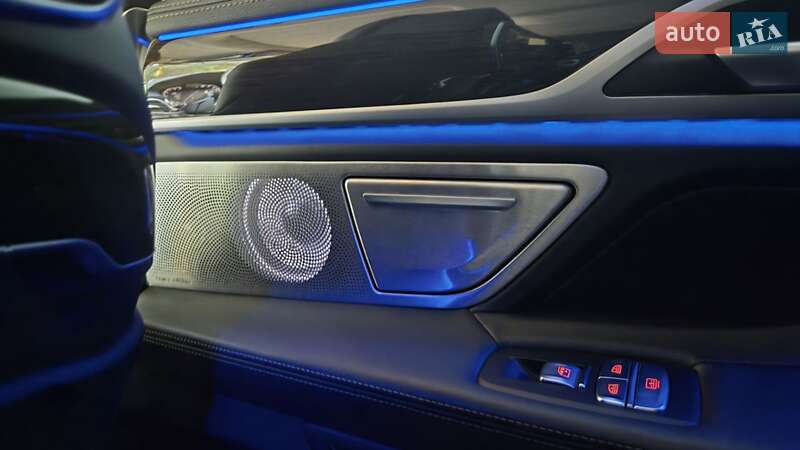 Седан BMW 7 Series 2019 в Луцке