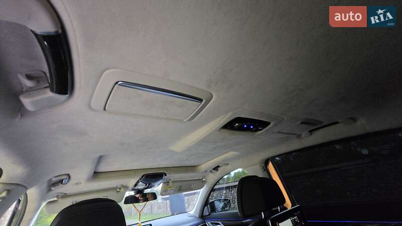 Седан BMW 7 Series 2019 в Луцке