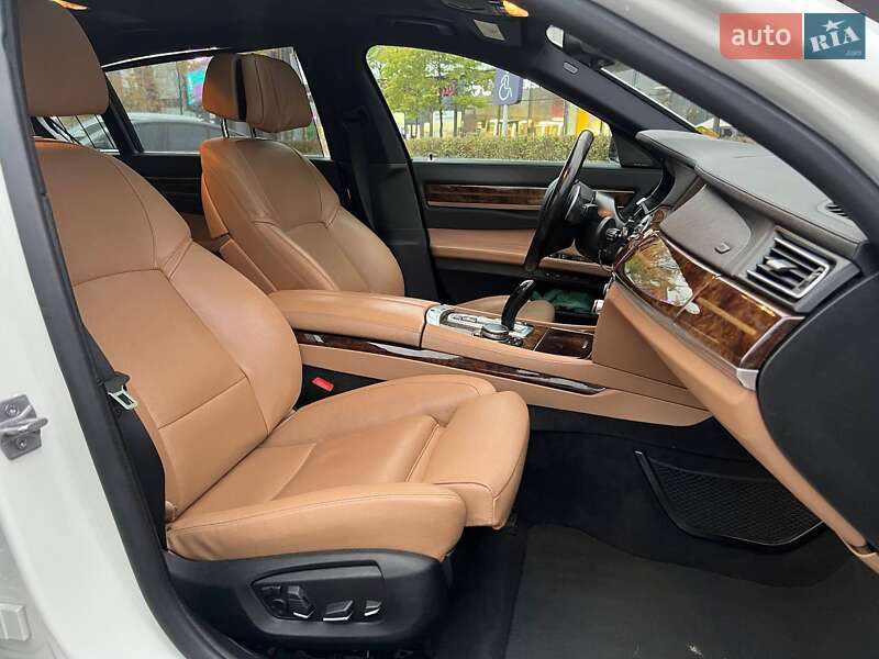 Седан BMW 7 Series 2014 в Киеве фото 16 Седан BMW 7 Series 2014 в Киеве
