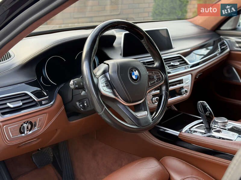 Седан BMW 7 Series 2016 в Вінниці