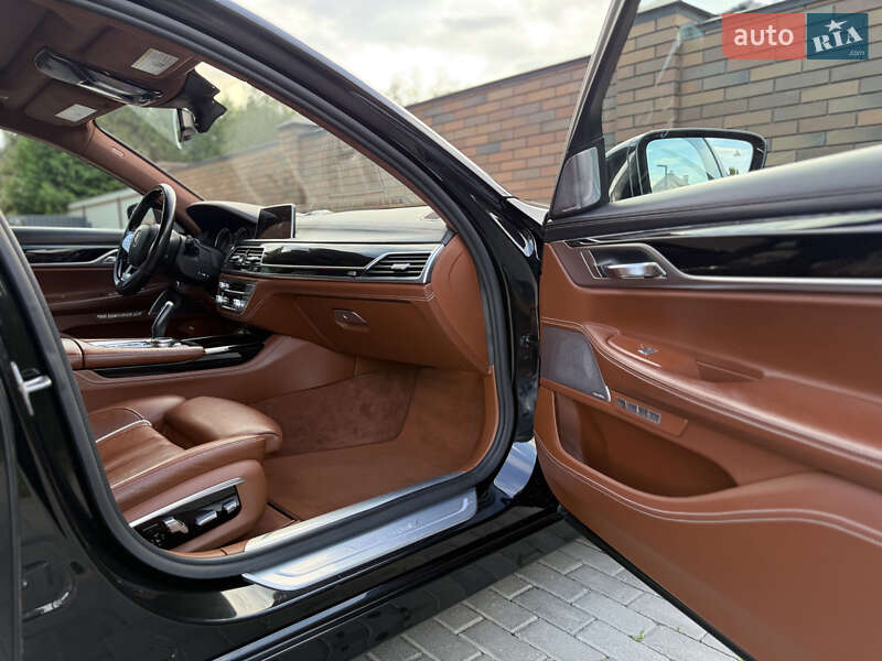 Седан BMW 7 Series 2016 в Вінниці