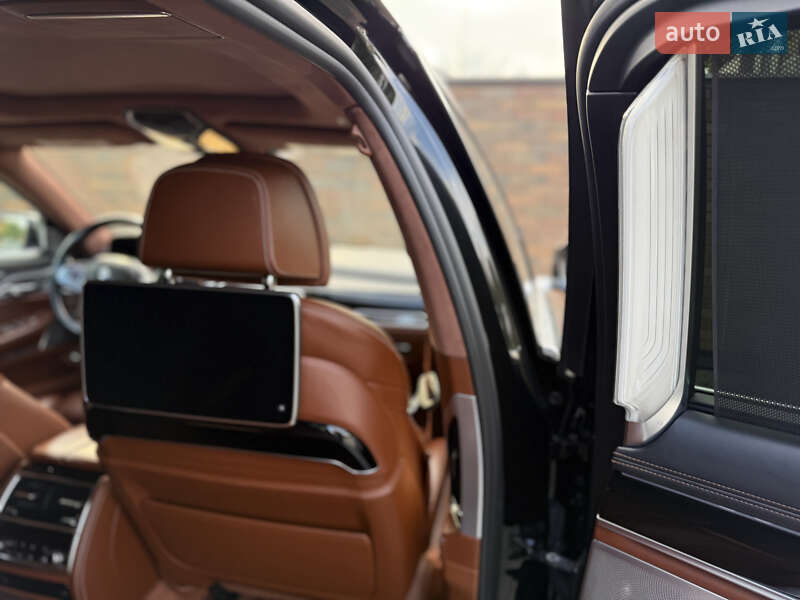 Седан BMW 7 Series 2016 в Вінниці