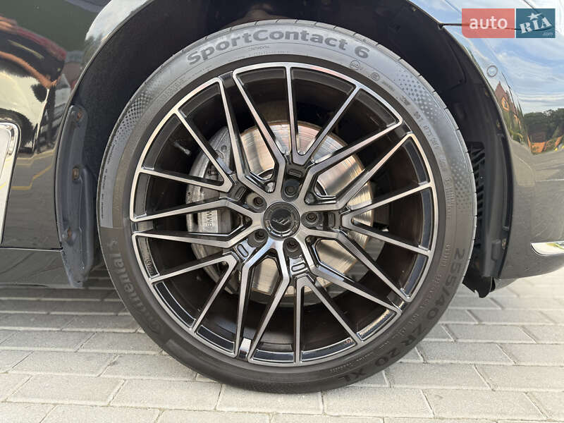 Седан BMW 7 Series 2016 в Вінниці