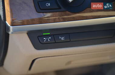 Седан BMW 7 Series 2010 в 