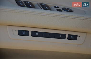 Седан BMW 7 Series 2010 в 