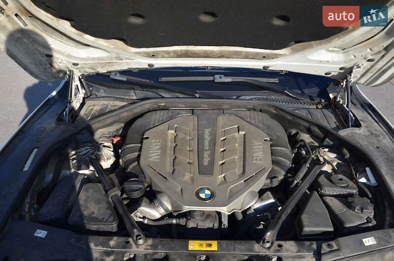 Седан BMW 7 Series 2010 в Харкові фото 97 Седан BMW 7 Series 2010 в Харкові