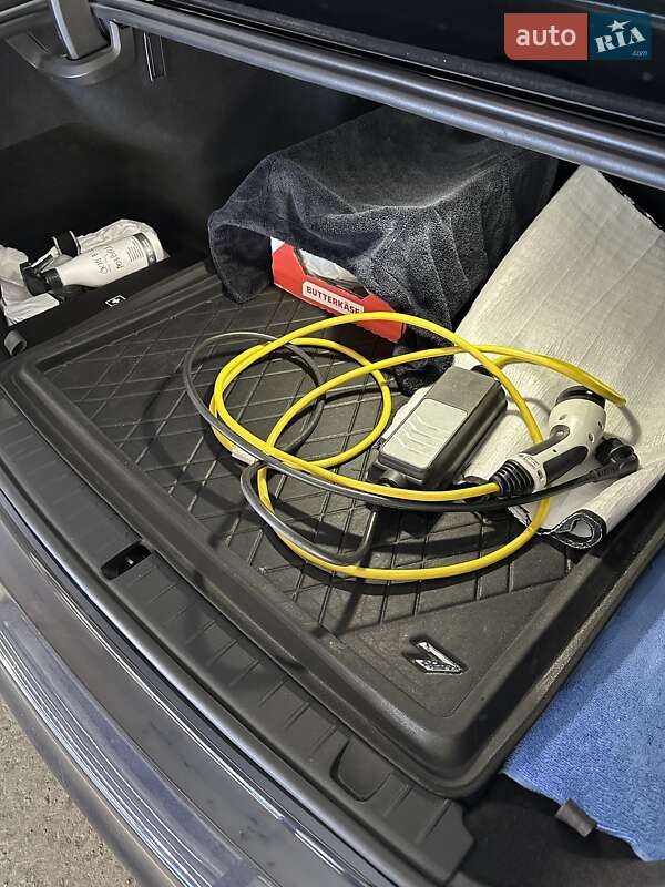 Седан BMW 7 Series 2017 в Днепре