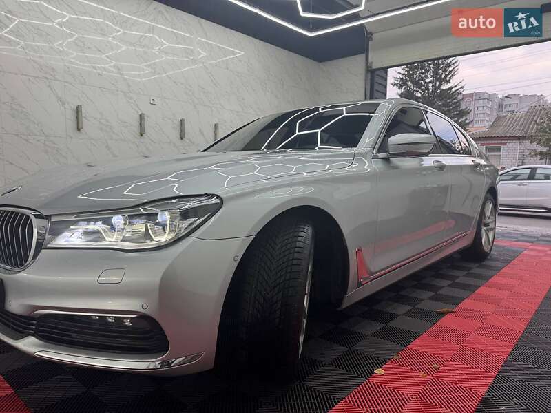 Седан BMW 7 Series 2016 в Черкассах