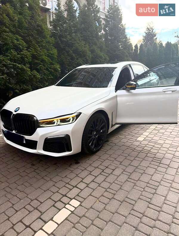Седан BMW 7 Series 2020 в Киеве