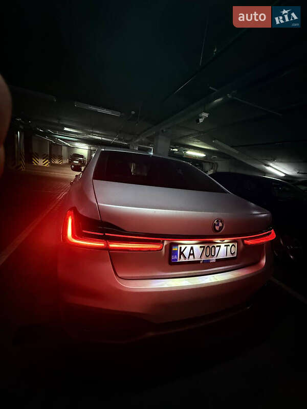 Седан BMW 7 Series 2018 в Киеве