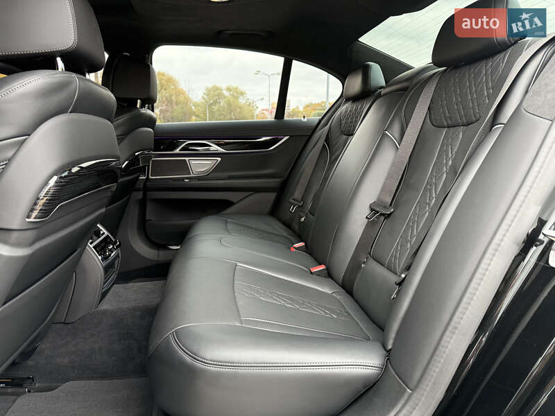 Седан BMW 7 Series 2022 в Днепре фото 23 Седан BMW 7 Series 2022 в Днепре