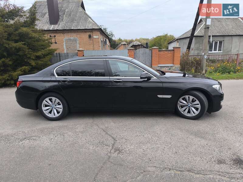 Седан BMW 7 Series 2015 в Полтаве