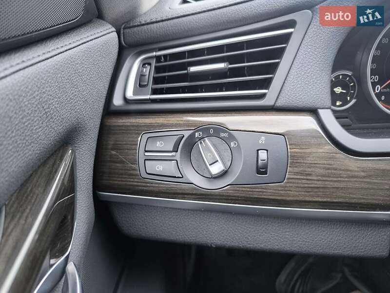Седан BMW 7 Series 2015 в Полтаве