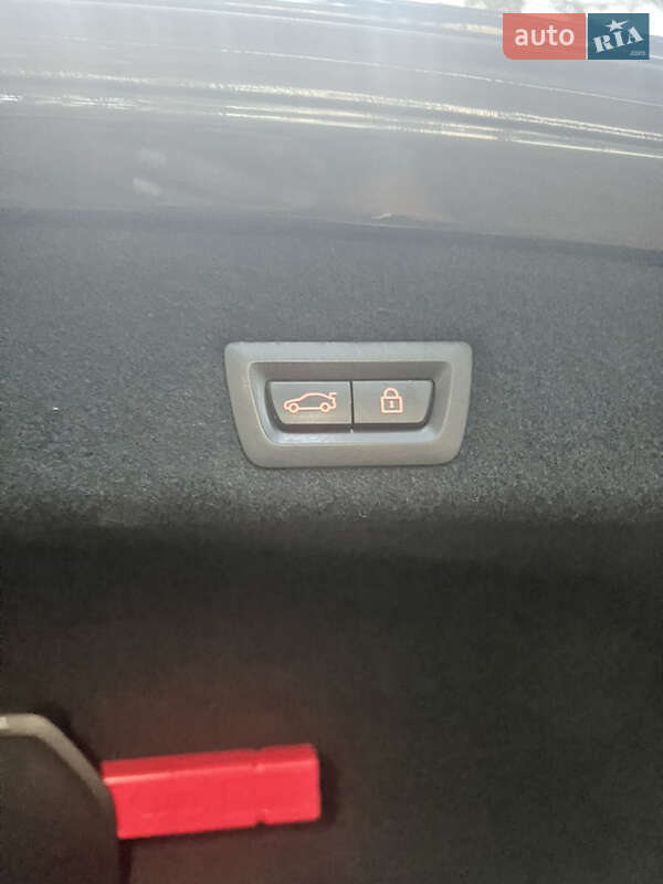 Седан BMW 7 Series 2017 в Почаеве