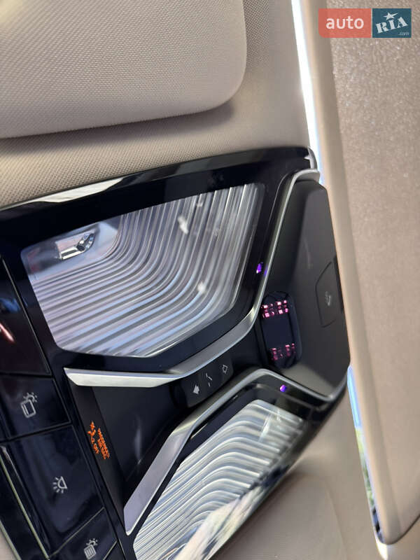 Седан BMW 7 Series 2017 в Киеве