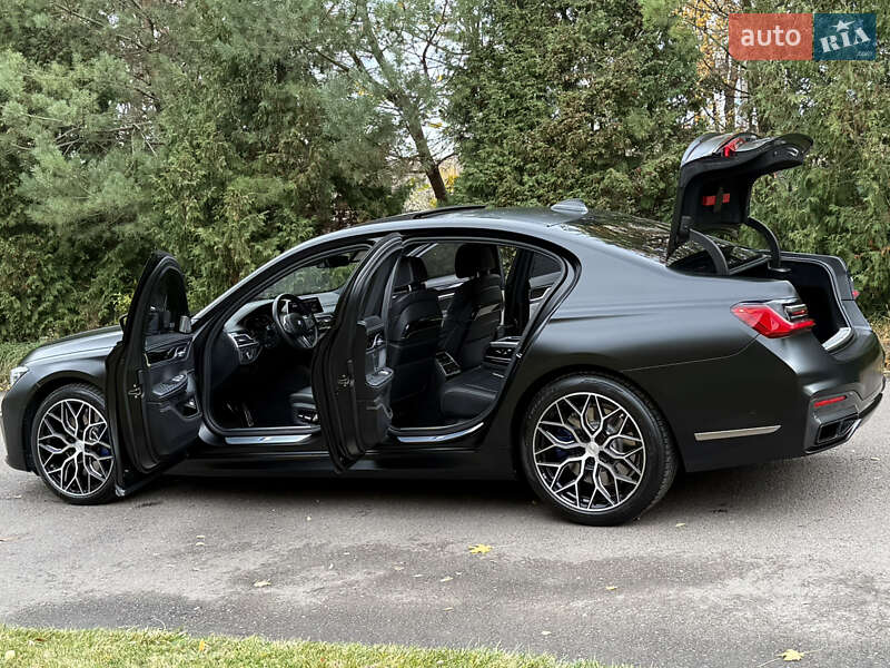 Седан BMW 7 Series 2019 в Ровно фото 34 Седан BMW 7 Series 2019 в Ровно