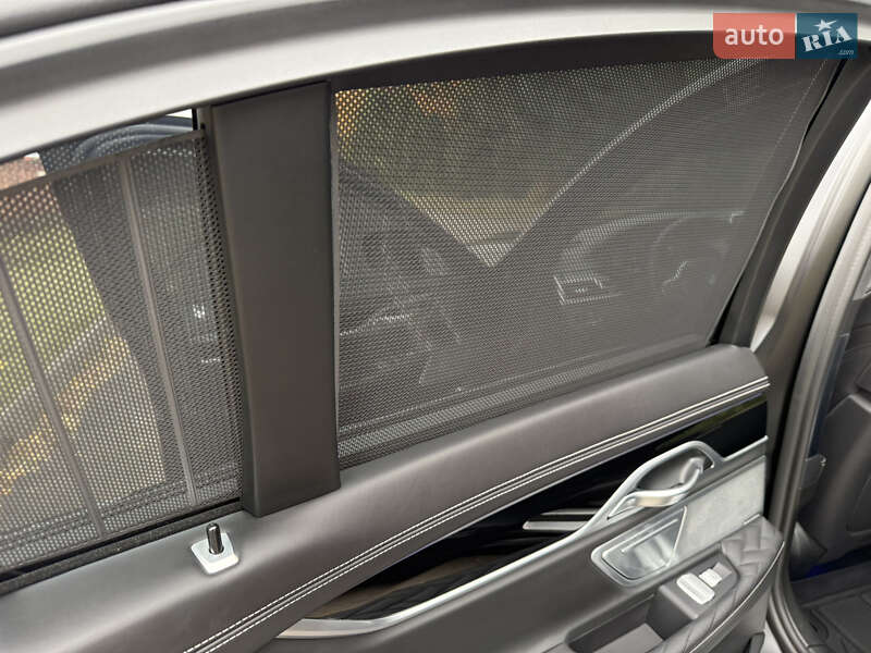 Седан BMW 7 Series 2019 в Ровно фото 112 Седан BMW 7 Series 2019 в Ровно