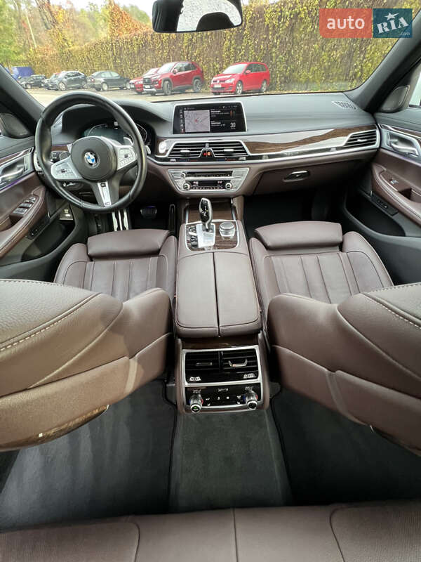 Седан BMW 7 Series 2022 в Киеве фото 19 Седан BMW 7 Series 2022 в Киеве