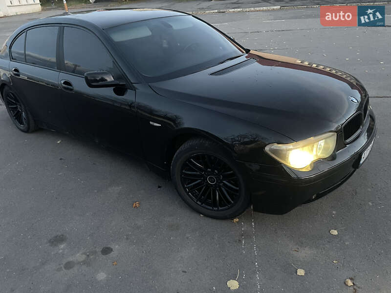 Седан BMW 7 Series 2004 в Долине фото 17 Седан BMW 7 Series 2004 в Долине