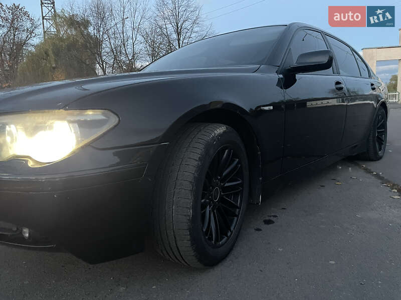 Седан BMW 7 Series 2004 в Долине фото 32 Седан BMW 7 Series 2004 в Долине