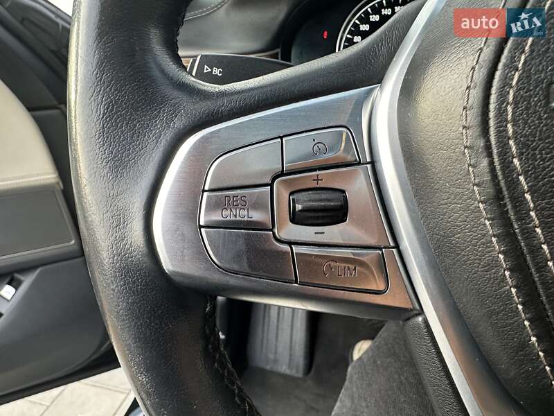 Седан BMW 7 Series 2015 в Киеве фото 25 Седан BMW 7 Series 2015 в Киеве