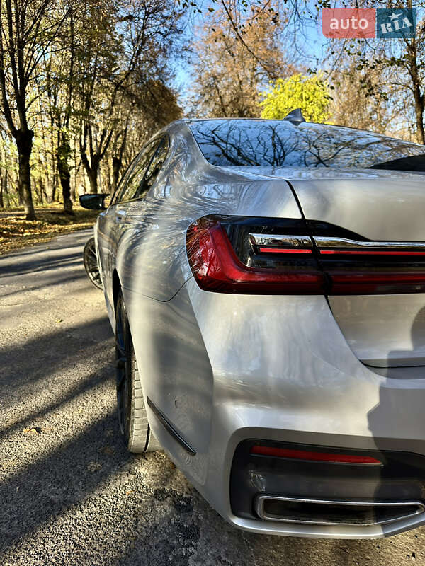 Седан BMW 7 Series 2019 в Каменец-Подольском