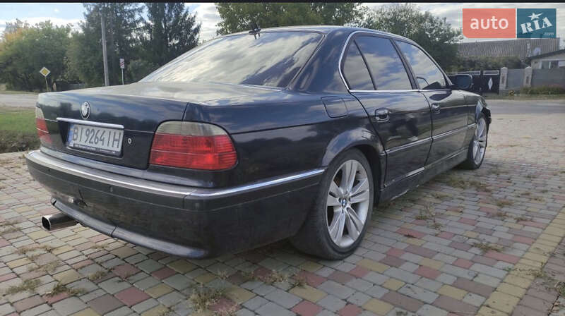 Седан BMW 7 Series 2001 в Полтаве