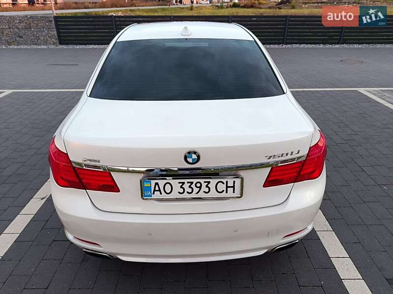 Седан BMW 7 Series 2009 в Мукачево