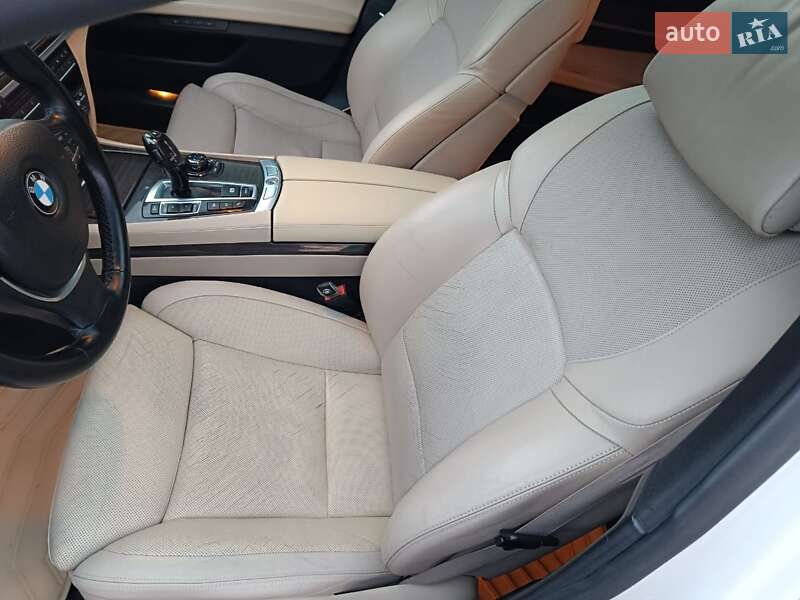 Седан BMW 7 Series 2009 в Мукачево
