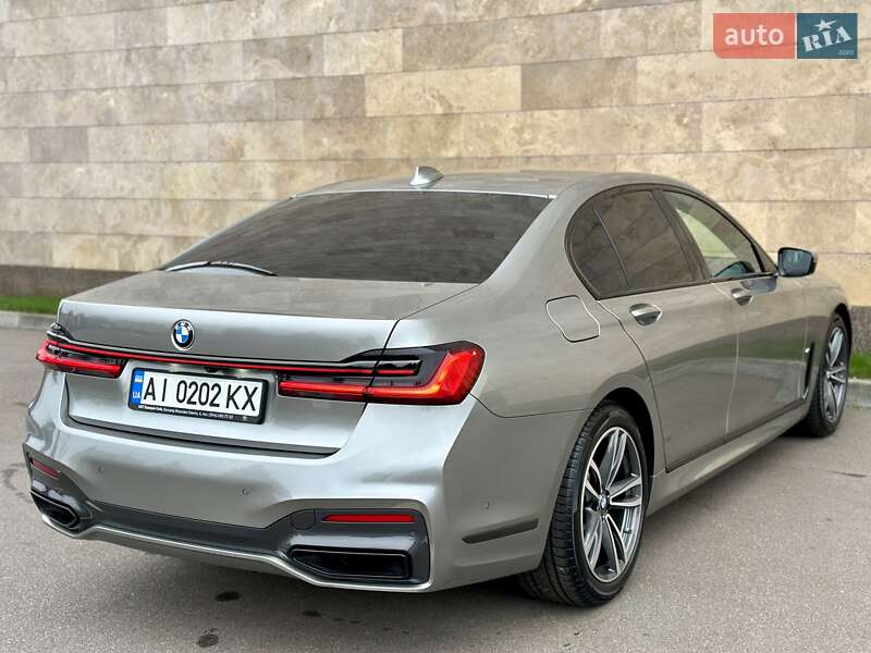 Седан BMW 7 Series 2022 в Киеве