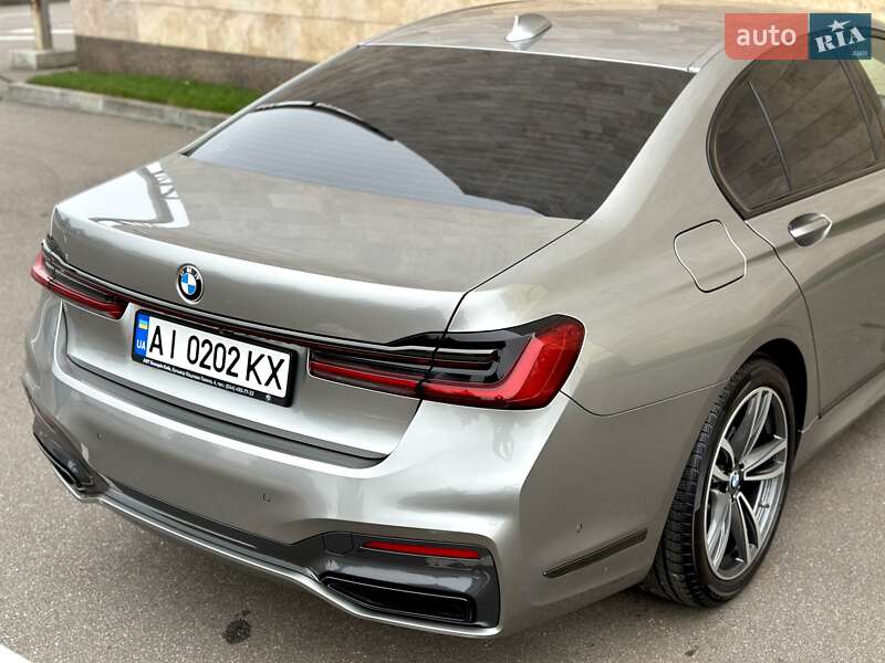Седан BMW 7 Series 2022 в Киеве