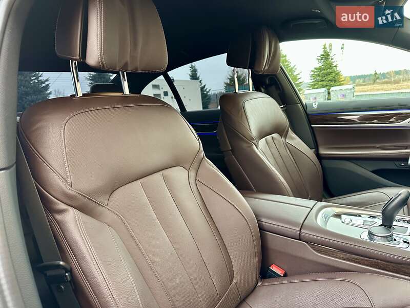 Седан BMW 7 Series 2022 в Киеве