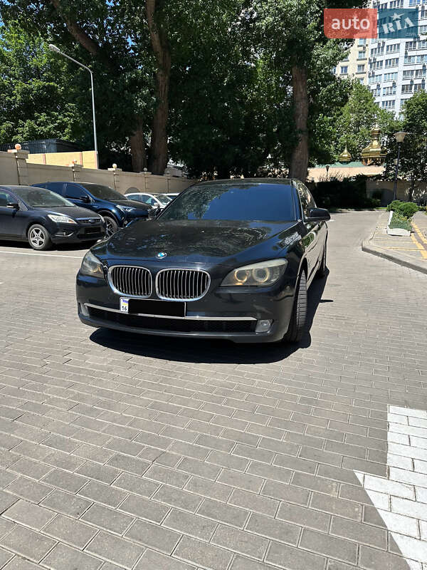 Седан BMW 7 Series 2010 в Днепре фото Седан BMW 7 Series 2010 в Днепре