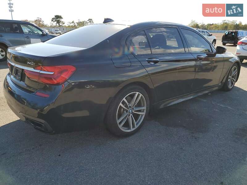 Седан BMW 7 Series 2018 в Киеве
