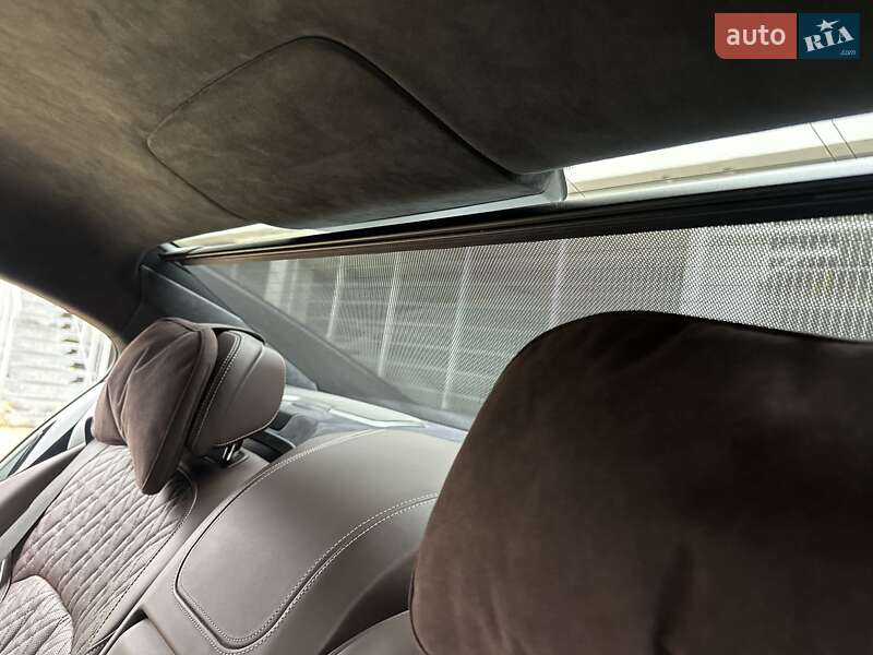 Седан BMW 7 Series 2022 в Киеве