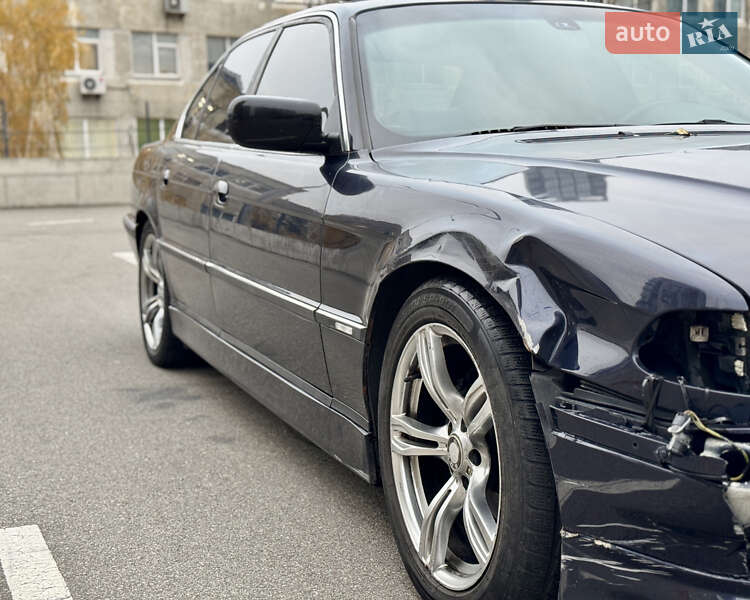 Седан BMW 7 Series 1999 в Киеве фото 21 Седан BMW 7 Series 1999 в Киеве