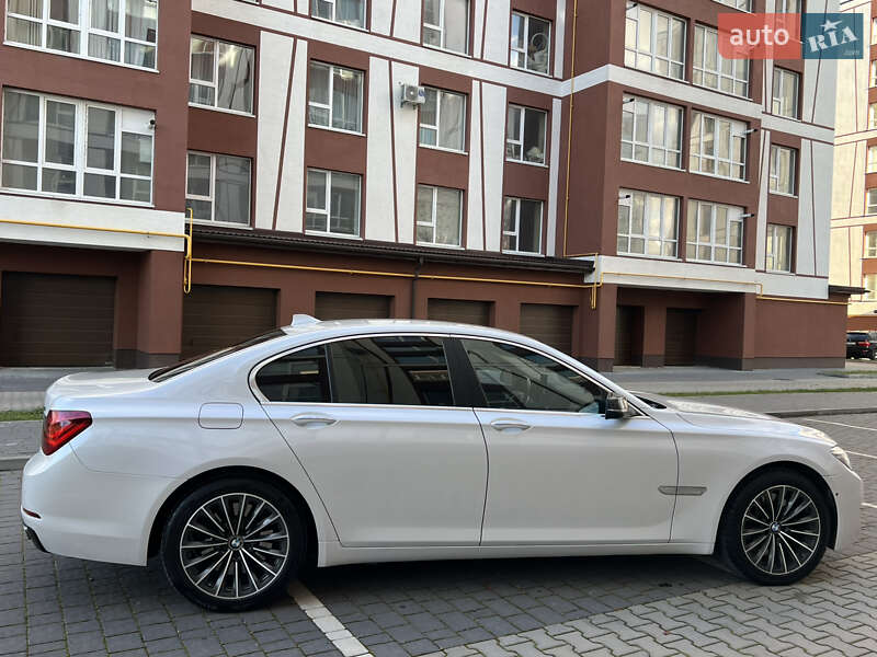 Седан BMW 7 Series 2012 в Ивано-Франковске