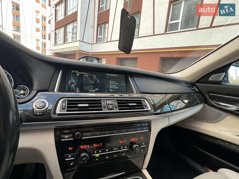 Седан BMW 7 Series 2012 в Ивано-Франковске