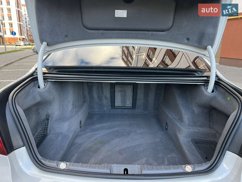 Седан BMW 7 Series 2012 в Ивано-Франковске