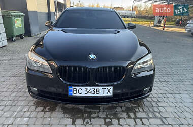 Седан BMW 7 Series 2012 в Львове
