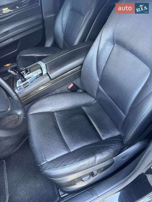 Седан BMW 7 Series 2012 в Львове фото 12 Седан BMW 7 Series 2012 в Львове