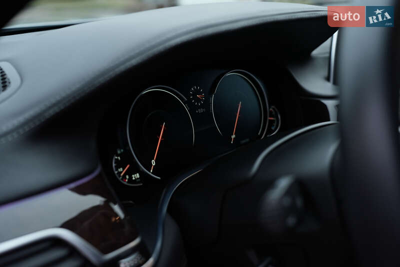 Седан BMW 7 Series 2015 в Ровно фото 44 Седан BMW 7 Series 2015 в Ровно