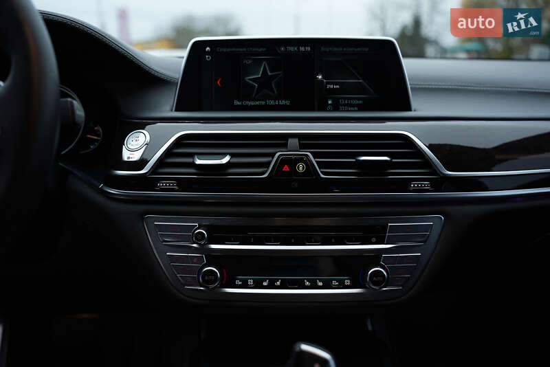 Седан BMW 7 Series 2015 в Ровно фото 49 Седан BMW 7 Series 2015 в Ровно