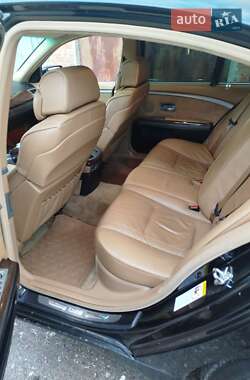 Седан BMW 7 Series 2004 в Полтаві