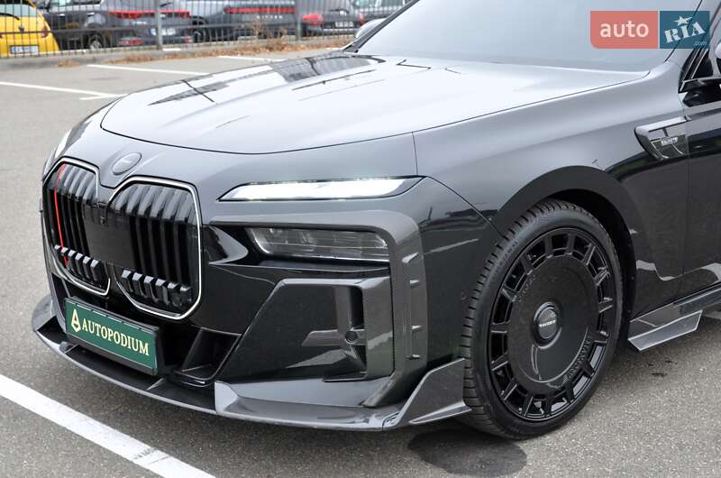 Седан BMW 7 Series 2024 в Киеве