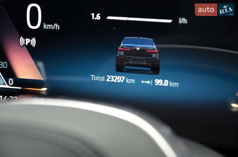 Седан BMW 7 Series 2024 в Киеве