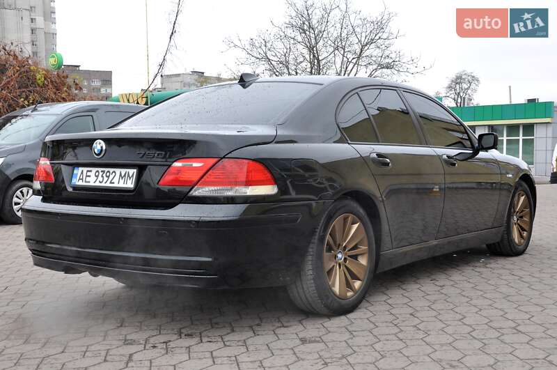 Седан BMW 7 Series 2007 в Львове
